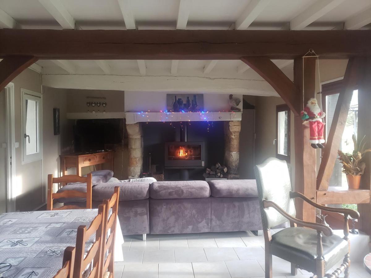 Ferienhaus Les 2 Chaumieres Avec Piscine Epinay