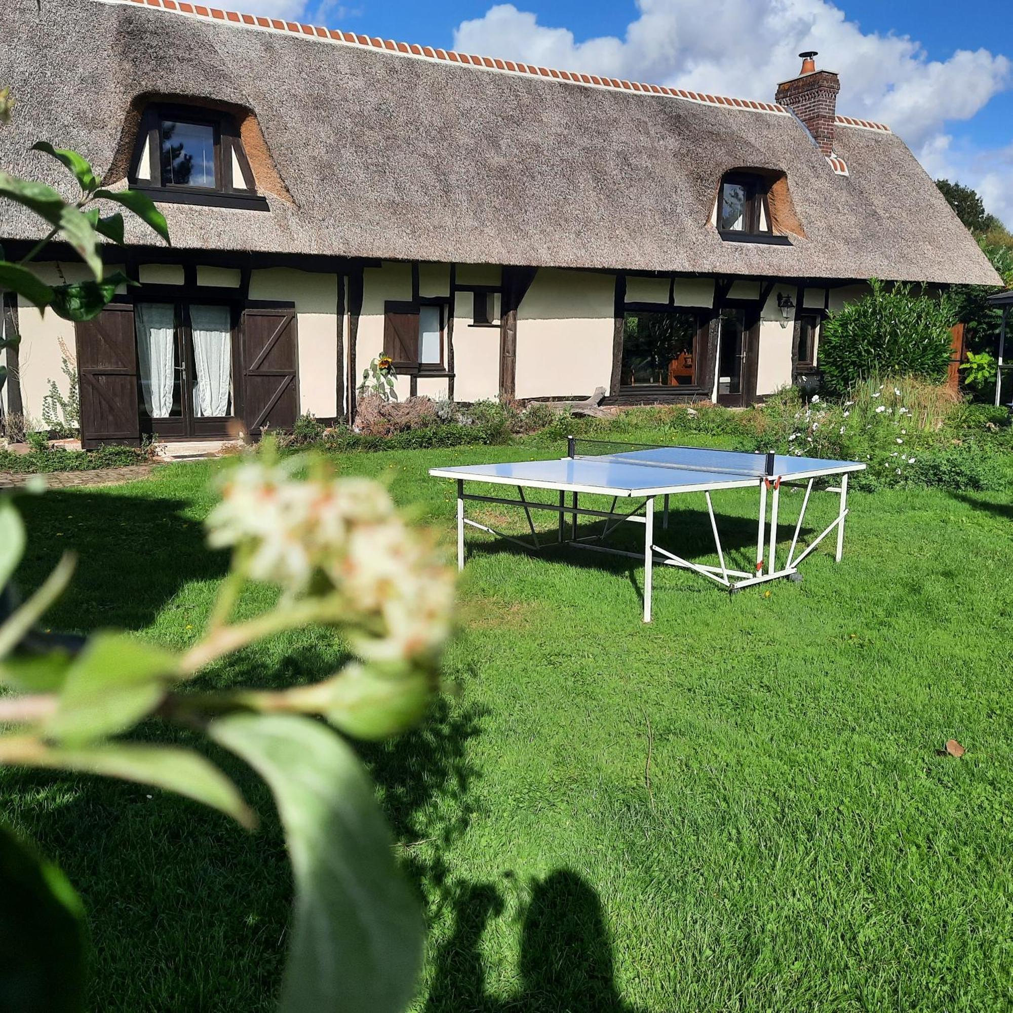 Les 2 Chaumieres Avec Piscine Ferienhaus
